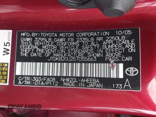 2005 Toyota Prius z VIN JTDKB20U257055663, wystawiony jako IAAI lot #41580381 z przebiegiem 123 032 mil mil oraz . Historia ofert i sprzedaży dostępna na DreamBid. Obrazek 9.