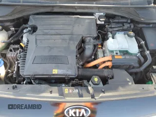 2017 Kia Niro LX with VIN KNDCB3LC9H5084980, listed as a Copart auction lot 52634805 with 87,165 mi miles and Clean Title. Bid and sale history available at carsss.com. Image 12.