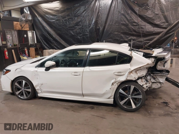 2017 Subaru Impreza Special Sports z VIN 4S3GKAM64H3617456, wystawiony jako IAAI lot #41499046 z przebiegiem 131 057 mil mil oraz . Historia ofert i sprzedaży dostępna na DreamBid. Obrazek 14.