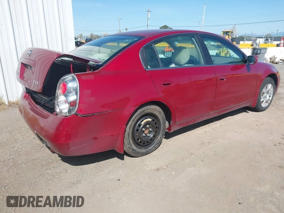 2005 Nissan Altima 2.5 S with VIN 1N4AL11D55N922251, listed as a IAAI auction lot 41964617 with 155,222 mi miles. Bid and sale history available at carsss.com. Image 4.