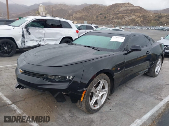 2017 Chevrolet Camaro 1LT z VIN 1G1FB1RS5H0203694, wystawiony jako IAAI lot #41560968 z przebiegiem Nie podano mil oraz . Historia ofert i sprzedaży dostępna na DreamBid. Obrazek 17.