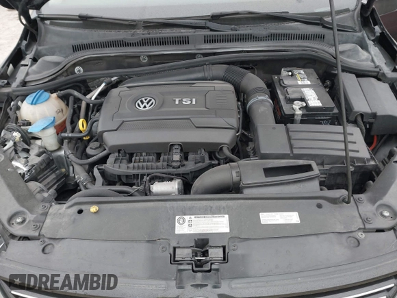 2014 Volkswagen Jetta Sedan SE w/Connectivity with VIN 3VWD07AJ3EM429815, listed as a IAAI auction lot 41288078 with 145,279 mi miles. Bid and sale history available at carsss.com. Image 10.