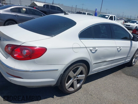 2012 Volkswagen CC Lux Plus z VIN WVWHP7AN3CE513011, wystawiony jako IAAI lot #42303300 z przebiegiem 135 939 mil mil oraz . Historia ofert i sprzedaży dostępna na DreamBid. Obrazek 6.