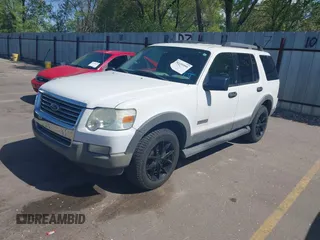 2006 Ford Explorer XLT with VIN 1FMEU73E06UB35020, listed as a IAAI auction lot 42159995 with 154,202 mi miles. Bid and sale history available at carsss.com. Image 2.