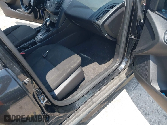 2015 Ford Focus SE with VIN 1FADP3F21FL280550, listed as a IAAI auction lot 42200104 with 146,175 mi miles and . Bid and sale history available at DreamBid. Image 5.