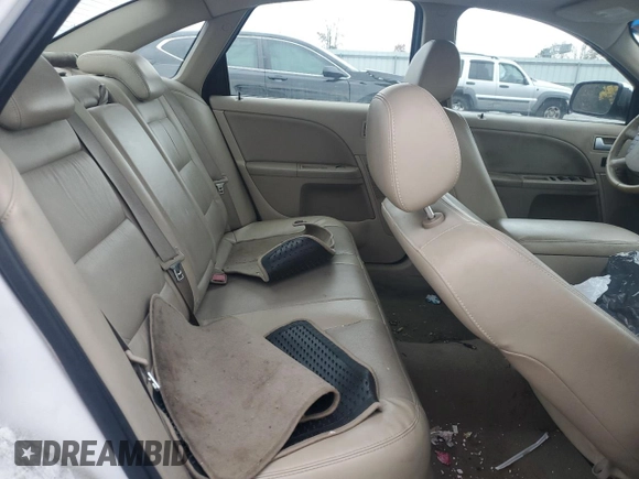 2007 Ford Five Hundred Limited with VIN 1FAFP25137G108056, listed as a Copart auction lot 82282514 with 0 mi miles and Salvage Title. Bid and sale history available at carsss.com. Image 10.