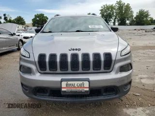 2017 Jeep Cherokee Altitude z VIN 1C4PJLAB1HW508600, wystawiony jako Copart lot #65481725 z przebiegiem 120 517 mil mil oraz Czysty tytuł • Clean title. Historia ofert i sprzedaży dostępna na DreamBid. Obrazek 5.