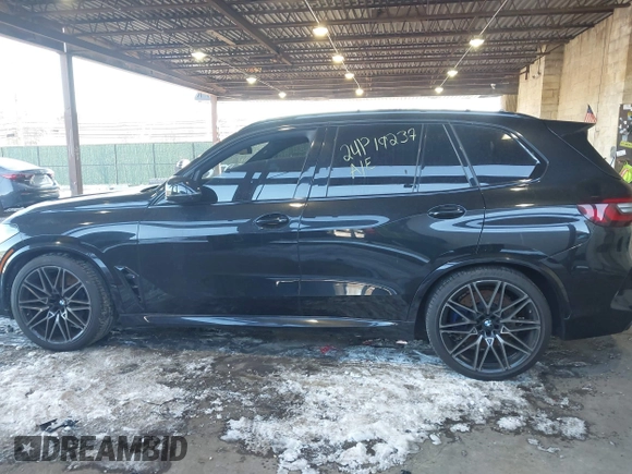 2022 BMW X5 M z VIN 5YMJU0C06N9L14251, wystawiony jako IAAI lot #40388936 z przebiegiem 59 561 mil mil oraz . Historia ofert i sprzedaży dostępna na DreamBid. Obrazek 14.