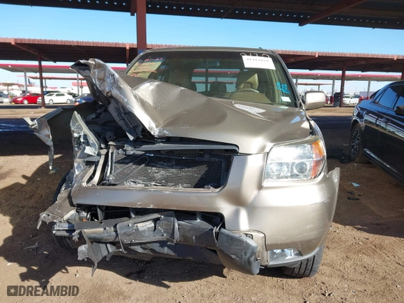 2008 Honda Pilot EX-L with VIN 5FNYF18758B052858, listed as a IAAI auction lot 41414168 with 157,060 mi miles. Bid and sale history available at carsss.com. Image 12.