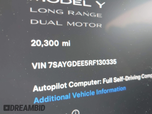 2024 Tesla Model Y Long Range z VIN 7SAYGDEE5RF130335, wystawiony jako IAAI lot #42250979 z przebiegiem 20 300 mil mil oraz . Historia ofert i sprzedaży dostępna na DreamBid. Obrazek 14.