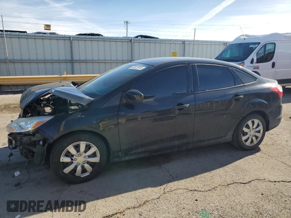 2012 Ford Focus SE with VIN 1FAHP3F26CL282050, listed as a Copart auction lot 47327615 with 134,719 mi miles and Non repairable. Bid and sale history available at DreamBid. Image 1.