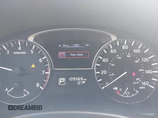 2014 Nissan Pathfinder S z VIN 5N1AR2MM5EC632206, wystawiony jako IAAI lot #42815281 z przebiegiem 109 569 mil mil oraz . Historia ofert i sprzedaży dostępna na DreamBid. Obrazek 7.