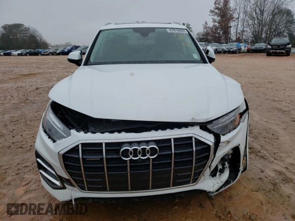 2021 Audi Q5 Premium Plus with VIN WA1BAAFY2M2021493, listed as a Copart auction lot 67912862 with 28,067 mi miles. Bid and sale history available at carsss.com. Image 5.