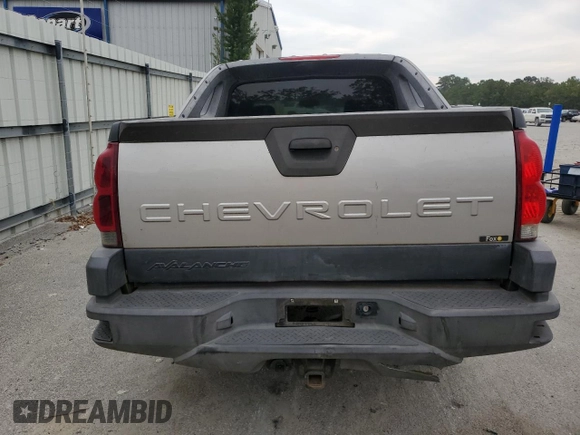 2004 Chevrolet Avalanche LS with VIN 3GNGK22G74G238385, listed as a Copart auction lot 73567174 with 243,413 mi miles and Salvage Title. Bid and sale history available at DreamBid. Image 6.