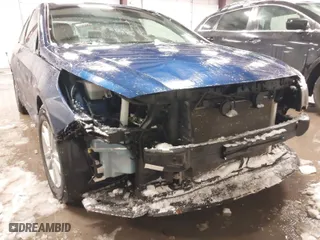 2017 Hyundai Sonata SE with VIN 5NPE24AF7HH528398, listed as a IAAI auction lot 41591124 with 104,587 mi miles. Bid and sale history available at carsss.com. Image 6.
