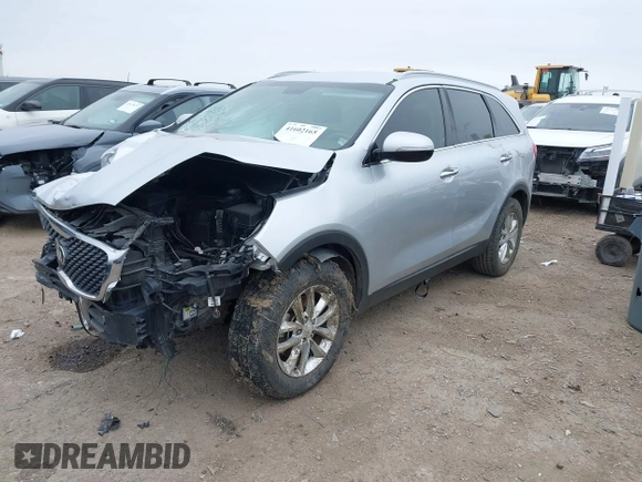 2018 Kia Sorento LX with VIN 5XYPG4A35JG378093, listed as a IAAI auction lot 41602165 with 61,247 mi miles. Bid and sale history available at carsss.com. Image 18.