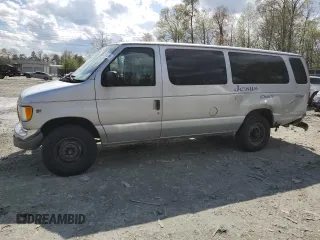 2001 Ford Econoline Passenger XL z VIN 1FBSS31L11HA59921, wystawiony jako Copart lot #52931085 z przebiegiem 162 323 mil mil oraz Szkoda całkowita • Salvage title. Historia ofert i sprzedaży dostępna na DreamBid. Obrazek 1.