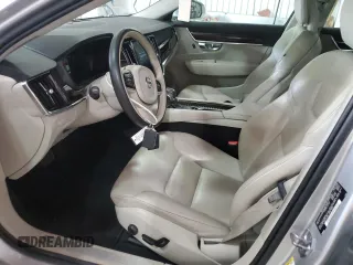 2019 Volvo S90 Momentum с VIN LVY102AKXKP083682, выставлен на аукционе Copart как лот 51081945 с пробегом 74 201 миль миль и Списание • Salvage title. История ставок и продаж доступна на DreamBid. Изображение 7.