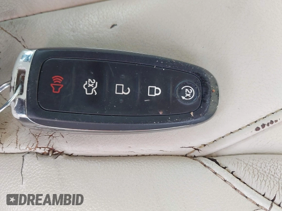 2018 Ford Focus Titanium с VIN 1FADP3J23JL272028, выставлен на аукционе IAAI как лот 42395402 с пробегом 125 975 миль миль и . История ставок и продаж доступна на DreamBid. Изображение 11.
