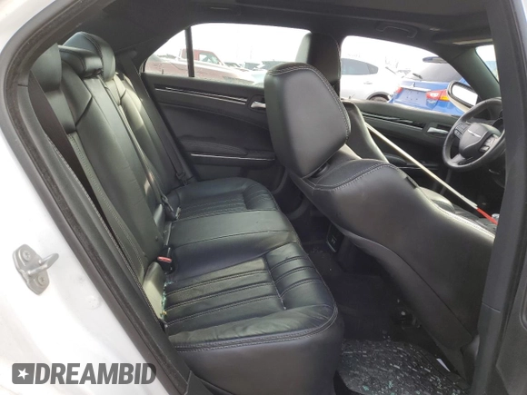 2017 Chrysler 300 S with VIN 2C3CCAGG4HH648336, listed as a Copart auction lot 43112675 with 92,120 mi miles and Clean Title. Bid and sale history available at DreamBid. Image 10.