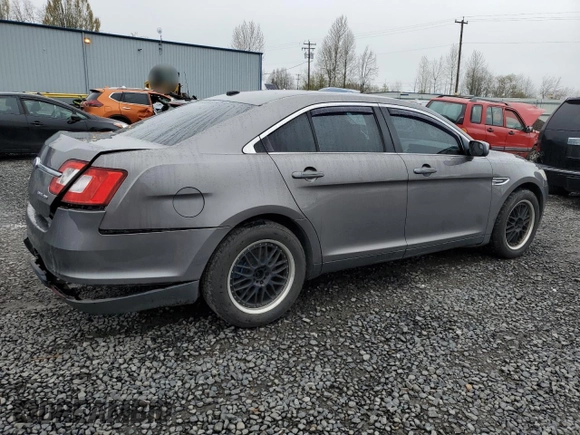 2012 Ford Taurus SEL z VIN 1FAHP2HW8CG124425, wystawiony jako Copart lot #50686415 z przebiegiem 172 480 mil mil oraz Szkoda całkowita • Salvage title. Historia ofert i sprzedaży dostępna na DreamBid. Obrazek 3.