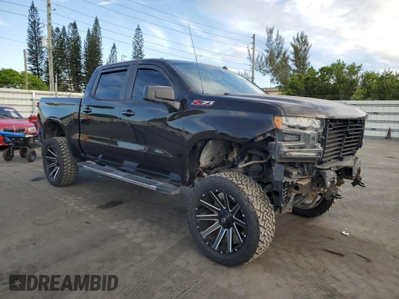 2019 Chevrolet Silverado 1500 RST with VIN 1GCUYEED9KZ101927, listed as a Copart auction lot 55490225 with 153,274 mi miles and Clean Title. Bid and sale history available at DreamBid. Image 4.
