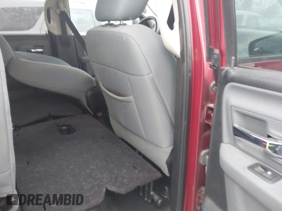 2014 Ram 1500 Big Horn с VIN 1C6RR7GG9ES111593, выставлен на аукционе IAAI как лот 40772200 с пробегом 201 805 миль миль и . История ставок и продаж доступна на DreamBid. Изображение 8.