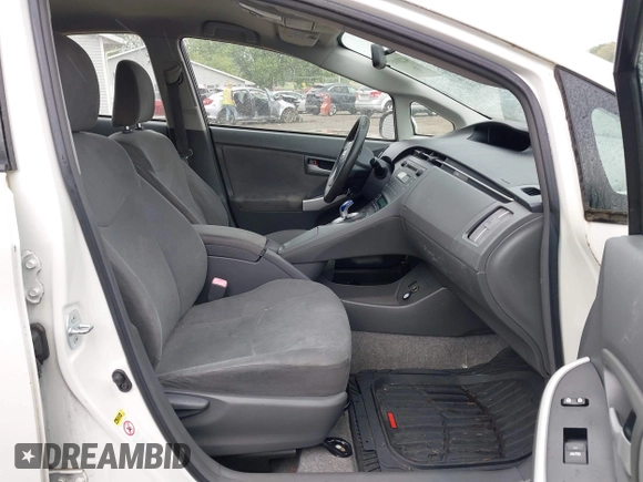 2010 Toyota Prius II with VIN JTDKN3DUXA5025517, listed as a IAAI auction lot 42201037 with 69,872 mi miles and . Bid and sale history available at carsss.com. Image 5.