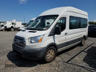 2019 Ford Transit Passenger XL with VIN 1FBAX2XM4KKA93153, listed as a Copart auction lot 68435404 with 268,287 mi miles and Salvage Title. Bid and sale history available at carsss.com. Image 1.