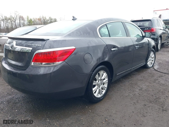 2012 Buick LaCrosse Leather with VIN 1G4GC5ER2CF331993, listed as a IAAI auction lot 41951754 with 105,937 mi miles. Bid and sale history available at carsss.com. Image 4.