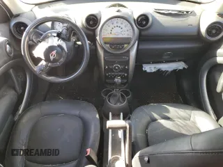 2011 MINI Countryman with VIN WMWZB3C59BWH94541, listed as a Copart auction lot 87177514 with 186,979 mi miles and Salvage title. Bid and sale history available at DreamBid. Image 8.