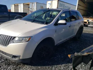 2012 Lincoln MKX with VIN 2LMDJ8JKXCBL11127, listed as a Copart auction lot 46122725 with Not Provided miles and Salvage Title. Bid and sale history available at DreamBid. Image 1.