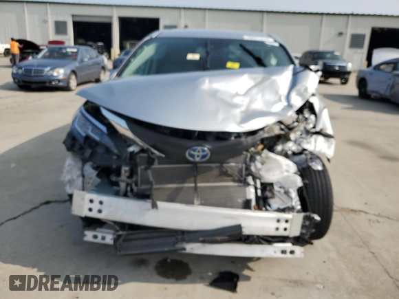 2021 Toyota Sienna LE with VIN 5TDKRKEC4MS047807, listed as a Copart auction lot 70471714 with 63,928 mi miles and Salvage Title. Bid and sale history available at carsss.com. Image 5.
