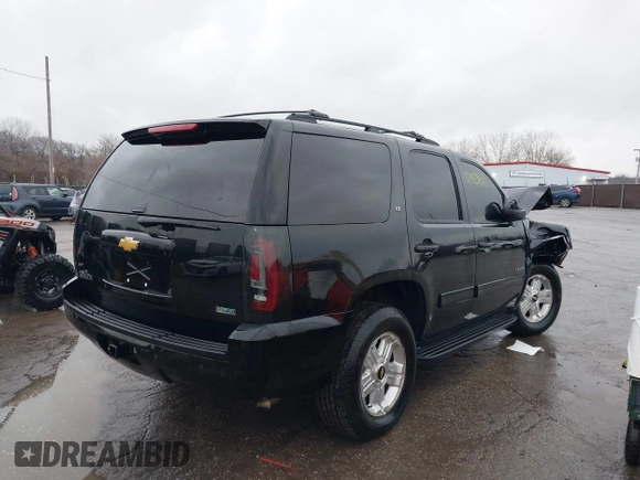 2012 Chevrolet Tahoe LT z VIN 1GNSCBE04CR227932, wystawiony jako IAAI lot #38472865 z przebiegiem 167 457 mil mil oraz . Historia ofert i sprzedaży dostępna na DreamBid. Obrazek 4.