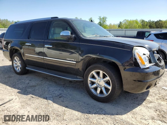 2011 GMC Yukon XL Denali with VIN 1GKS2MEF3BR308368, listed as a Copart auction lot 53600645 with 192,900 mi miles and Salvage Title. Bid and sale history available at carsss.com. Image 4.