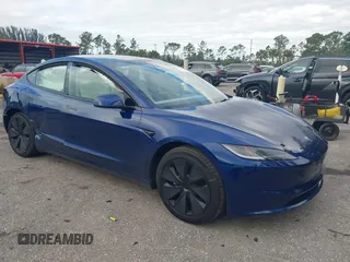 2025 Tesla Model 3 Long Range with VIN 5YJ3E1EA2SF919461, listed as a IAAI auction lot 41672494 with 777 mi miles and . Bid and sale history available at DreamBid. Image 1.