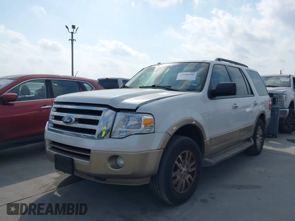2012 Ford Expedition XLT with VIN 1FMJU1H56CEF33312, listed as a IAAI auction lot 42040456 with 154,040 mi miles and . Bid and sale history available at DreamBid. Image 2.