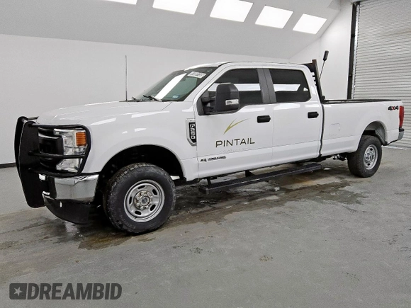 2022 Ford F-250 XL with VIN 1FT7W2BT3NEC38239, listed as a Copart auction lot 63423635 with 104,967 mi miles and Clean title. Bid and sale history available at DreamBid. Image 1.