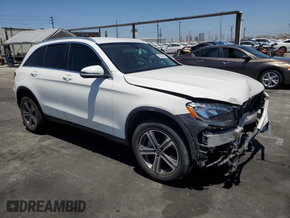 2018 Mercedes-Benz GLC 300 with VIN WDC0G4JB7JV020392, listed as a Copart auction lot 60997945 with 128,392 mi miles and Salvage title. Bid and sale history available at DreamBid. Image 4.