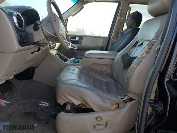2006 Ford Expedition Limited with VIN 1FMFU20506LA02517, listed as a Copart auction lot 82182214 with 302,260 mi miles and Salvage Title. Bid and sale history available at carsss.com. Image 7.