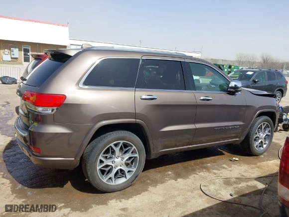 2020 Jeep Grand Cherokee Overland with VIN 1C4RJECG8LC323824, listed as a IAAI auction lot 41757922 with 64,792 mi miles. Bid and sale history available at carsss.com. Image 14.