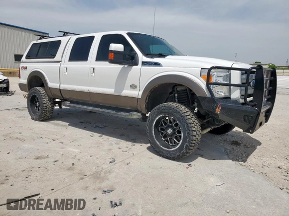 2015 Ford F-250 Lariat z VIN 1FT7W2BT5FED51952, wystawiony jako Copart lot #57121025 z przebiegiem 174 811 mil mil oraz Szkoda całkowita • Salvage title. Historia ofert i sprzedaży dostępna na DreamBid. Obrazek 4.