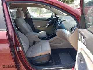 2017 Hyundai Tucson SE Plus with VIN KM8J33A42HU488186, listed as a IAAI auction lot 42015926 with 159,537 mi miles. Bid and sale history available at carsss.com. Image 5.