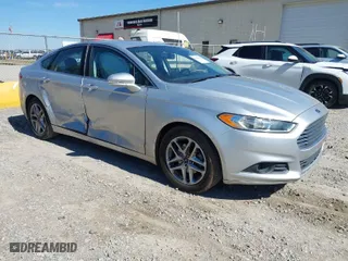 2013 Ford Fusion SE with VIN 3FA6P0HR7DR161076, listed as a IAAI auction lot 41663354 with 154,333 mi miles. Bid and sale history available at carsss.com. Image 1.
