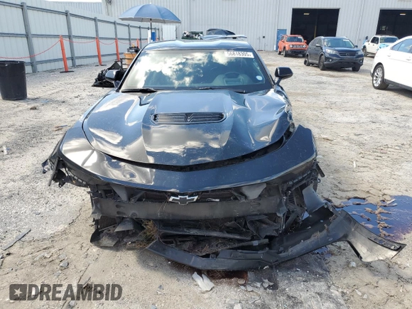 2020 Chevrolet Camaro 2SS z VIN 1G1FH1R73L0100406, wystawiony jako Copart lot #56818305 z przebiegiem 76 573 mil mil oraz Nie do naprawy • Non repairable. Historia ofert i sprzedaży dostępna na DreamBid. Obrazek 5.