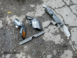 2001 Ford Mustang GT Deluxe с VIN 1FAFP42X51F228359, выставлен на аукционе Copart как лот 55808615 с пробегом 192 689 миль миль и Списание • Salvage title. История ставок и продаж доступна на DreamBid. Изображение 12.