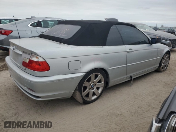 2003 BMW 3 Series 325Ci with VIN WBABS33423PG92549, listed as a Copart auction lot 76874284 with 0 mi miles and Salvage Title. Bid and sale history available at carsss.com. Image 3.