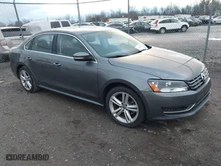 2014 Volkswagen Passat SE w/Sunroof with VIN 1VWBS7A32EC057808, listed as a IAAI auction lot 41208311 with 91,362 mi miles. Bid and sale history available at carsss.com. Image 1.