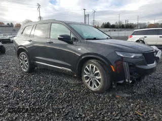 2021 Cadillac XT6 Sport z VIN 1GYKPGRS1MZ147831, wystawiony jako Copart lot #81949644 z przebiegiem 38 031 mil mil oraz Szkoda całkowita • Salvage title. Historia ofert i sprzedaży dostępna na DreamBid. Obrazek 4.