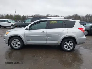 2011 Toyota RAV4 Ltd with VIN 2T3DK4DV7BW054614, listed as a IAAI auction lot 41815327 with 203,775 mi miles. Bid and sale history available at carsss.com. Image 14.